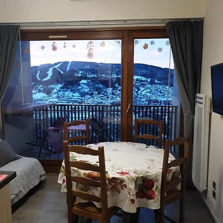 Sur Les Hauteurs De Avec Superbe Vue